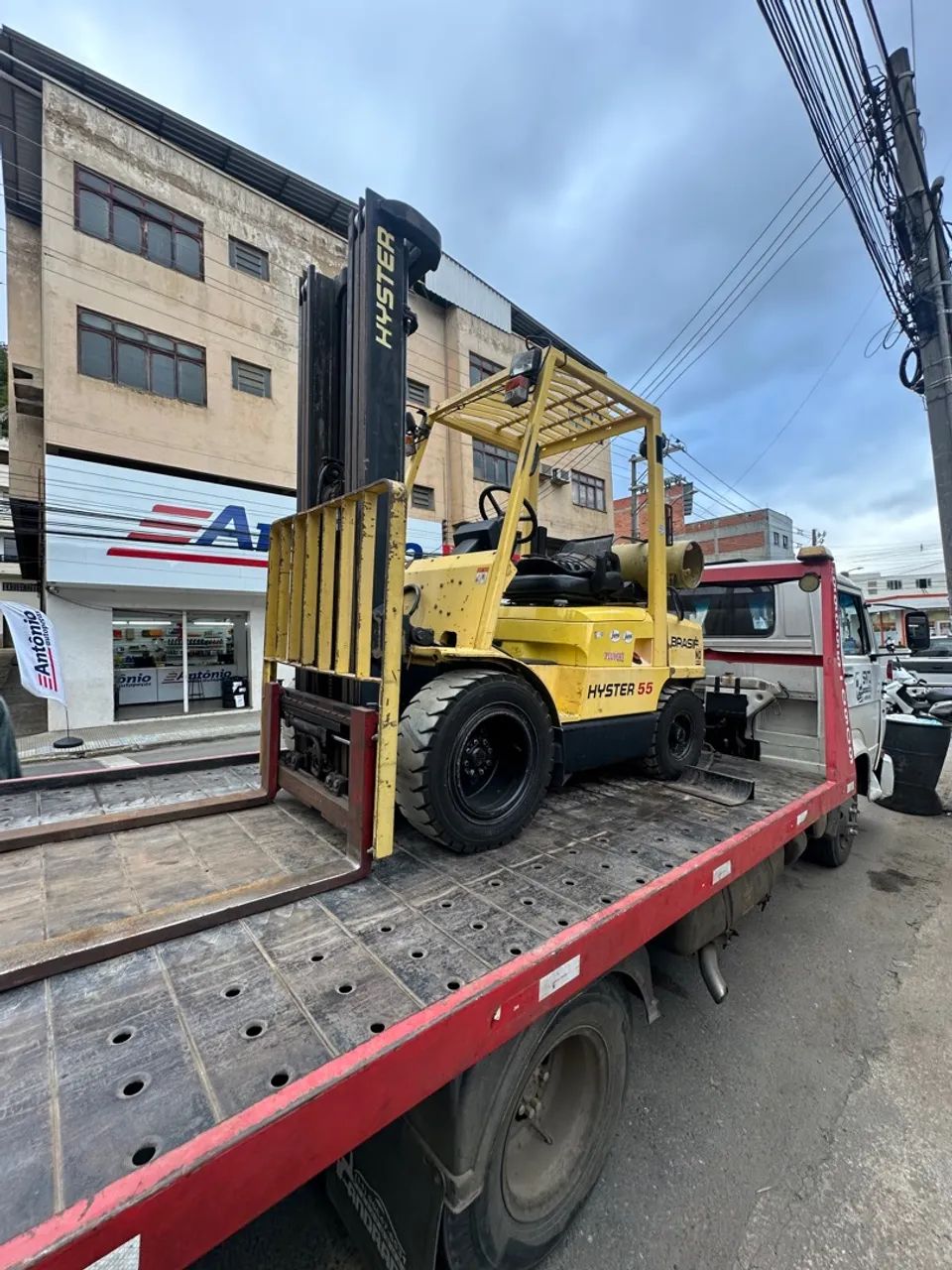 Empilhadeira Hyster 55 2.5 toneladas 3 Torres  - Foto 3