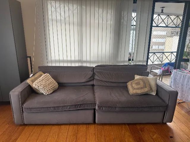 Sofá marca Prima Linea em otimo estado  - Foto 5