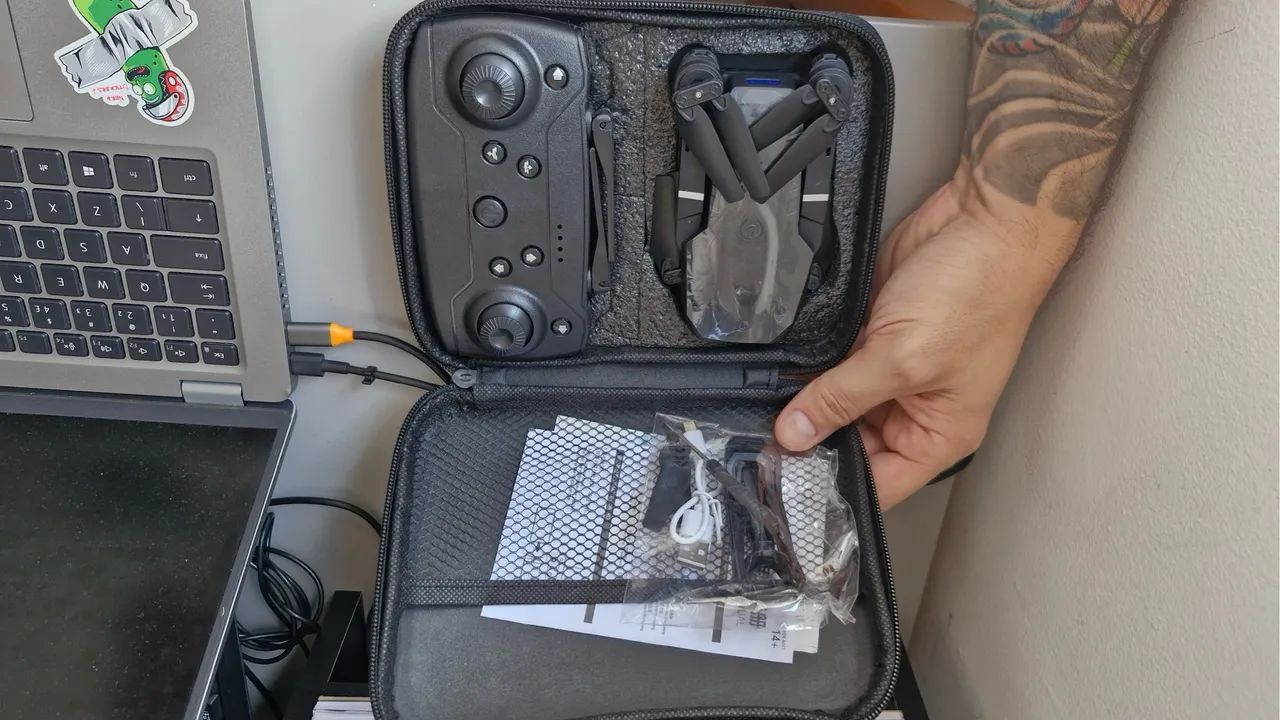 Drone k3&e99 pro! Ganhei de amigo secreto e nao usei? ta novinho. - Foto 5
