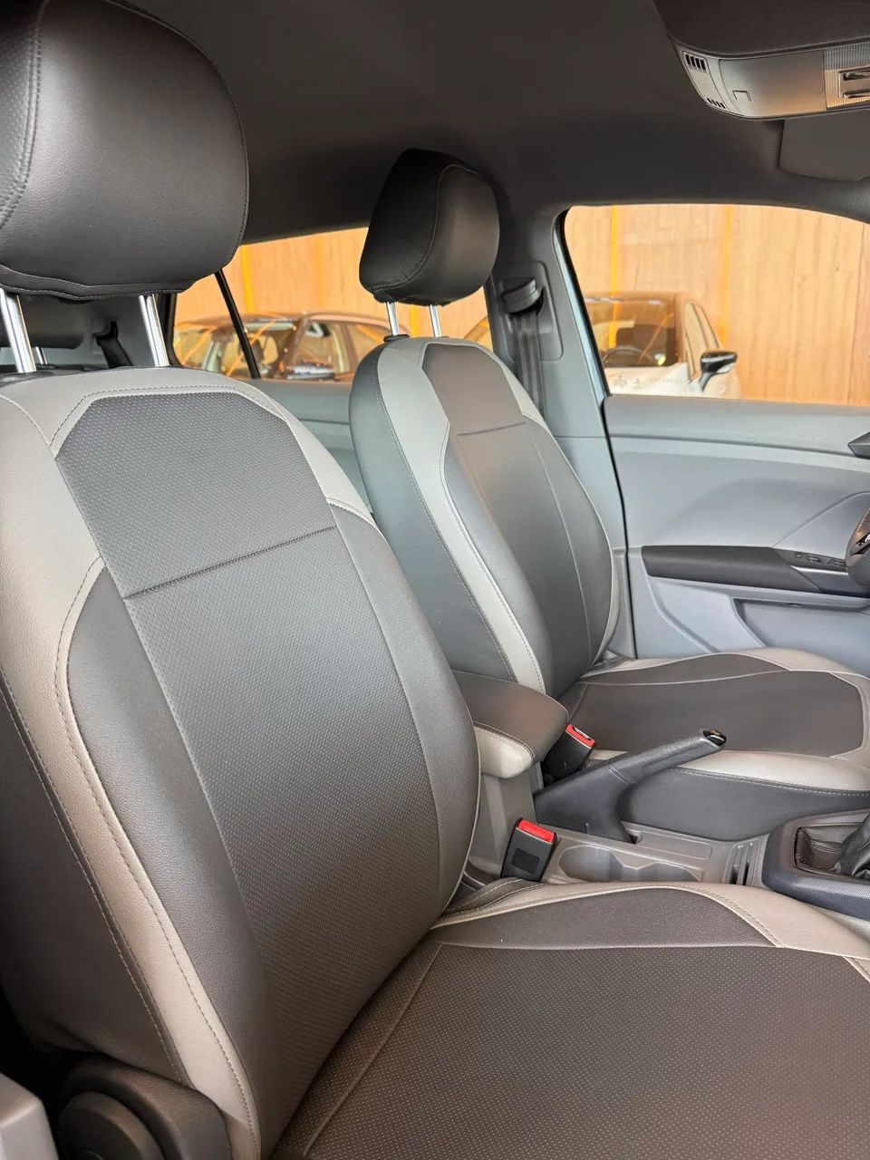 T-Cross 200 TSI com 35.000km na Central Veículos  - Foto 9