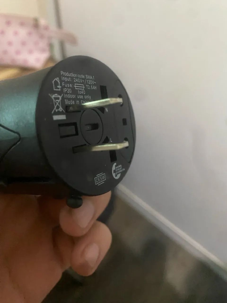 Adaptador universal Swiss travel SWA.1 novo  - Foto 6