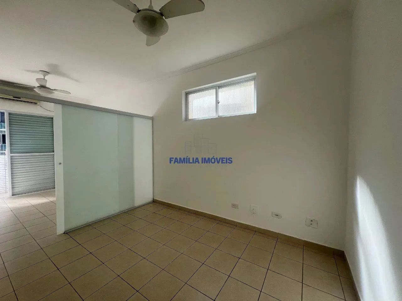 Kitnet à venda ou aluguel com 1 quarto sacada Gonzaga Santos SP - Foto 2