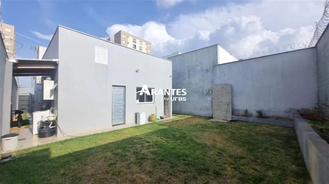 Casa com 105m² 3 quartos à venda no Jardim Inconfidência