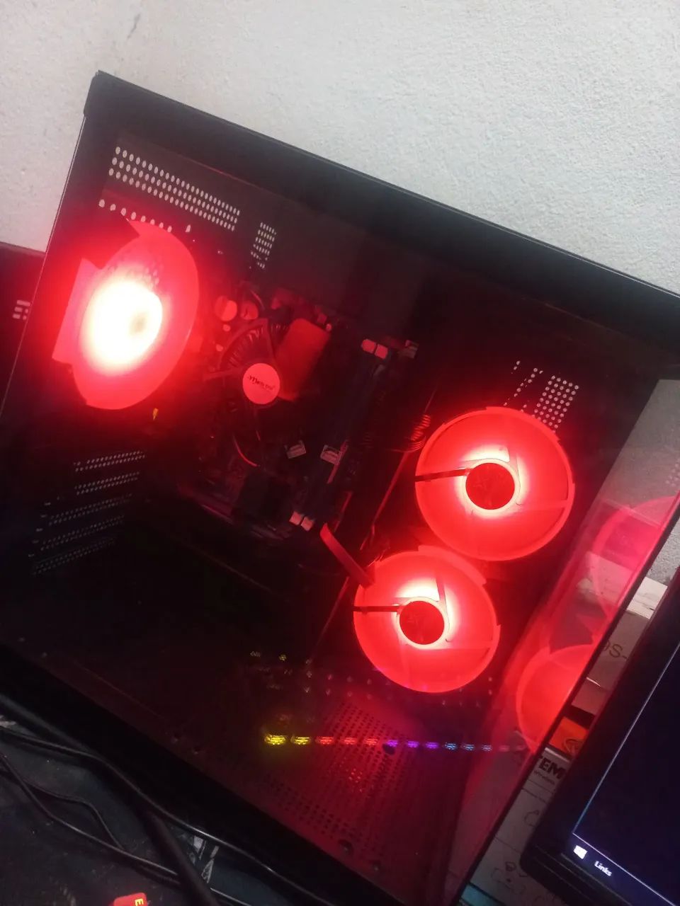 Pc gamer de entrada gabinete aquario64842048413058120