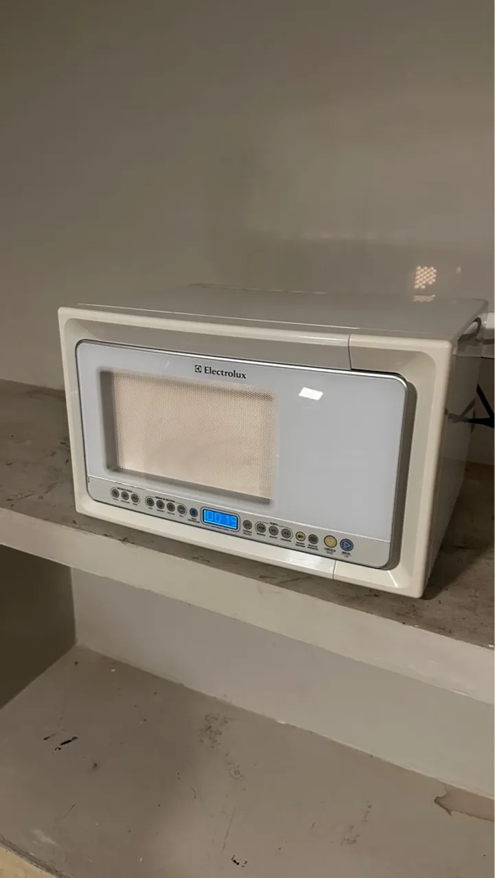 Micro-ondas Electrolux MG41R