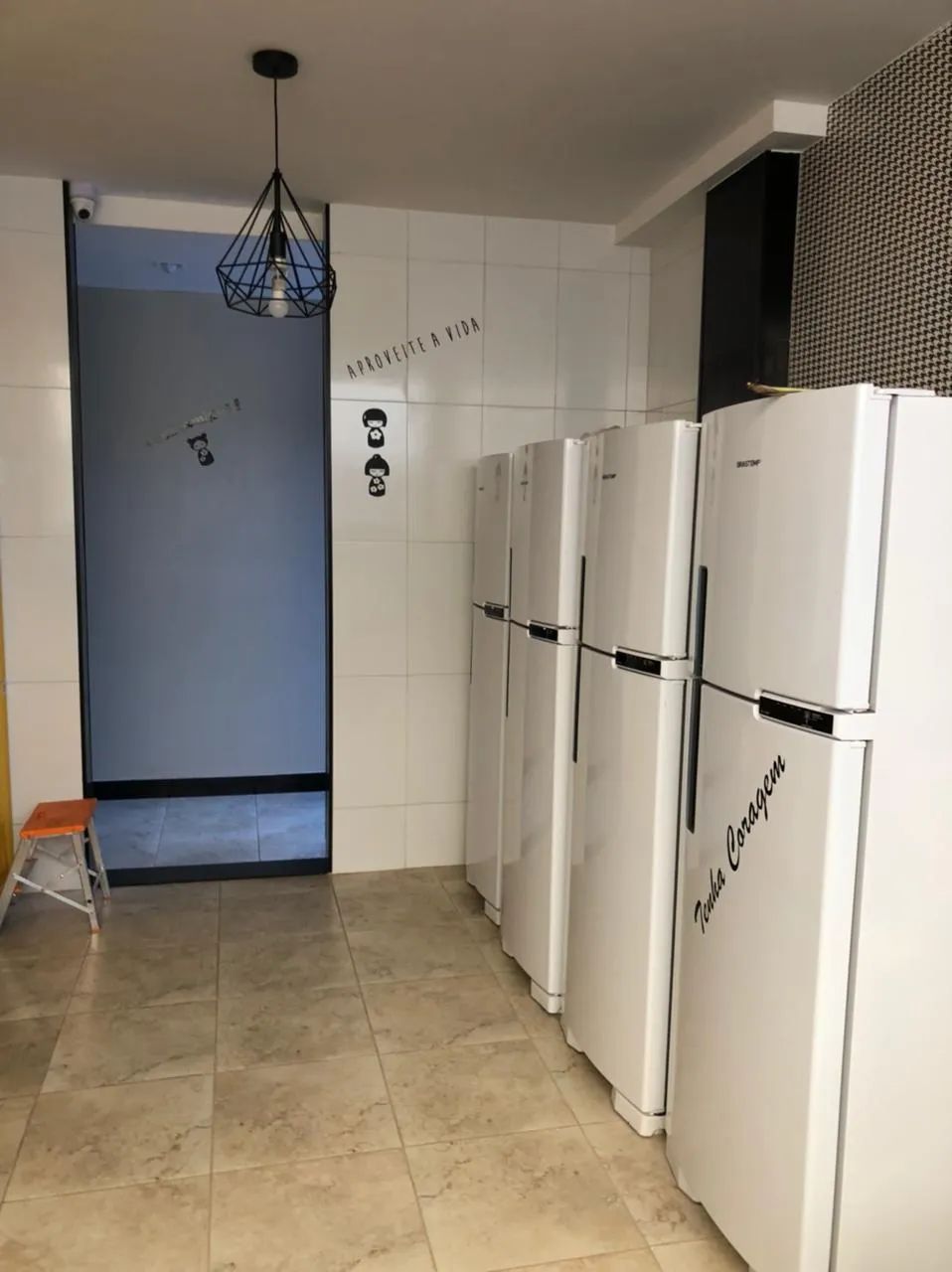 Kitnet com água, energia, internet, gás e mobiliado no Setor Coimbra - Goiânia - GO - Foto 2