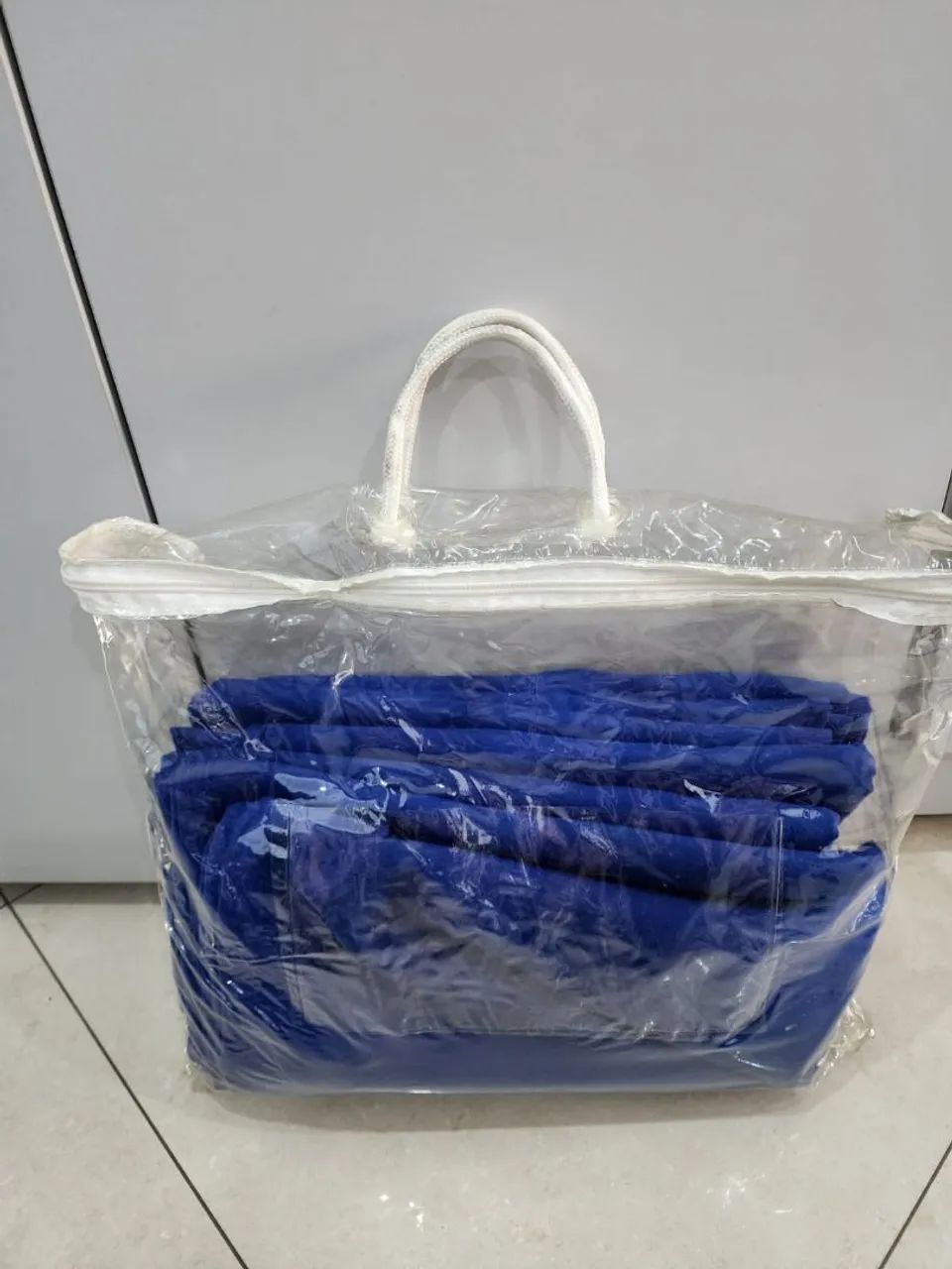 Kit 8 Toalhas de Mesa Azul Royal 1,50x1,50m - Foto 2