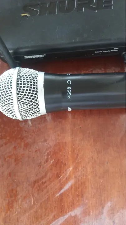 Microfone sem fio Shure Beta SVX4 PG58