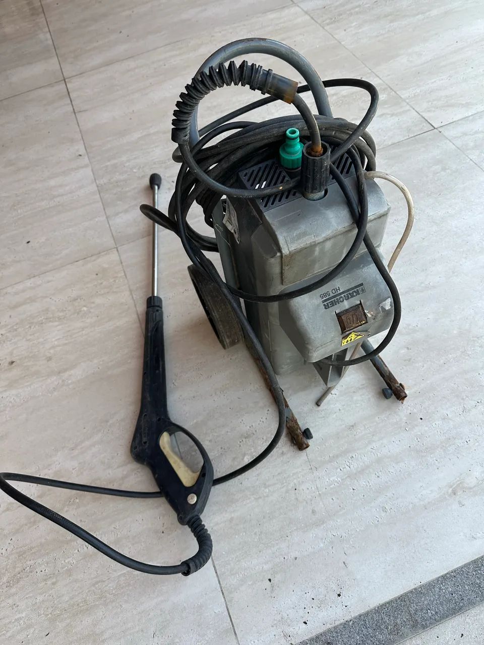 Lavadora Karcher HD 585 profissional  - Foto 2