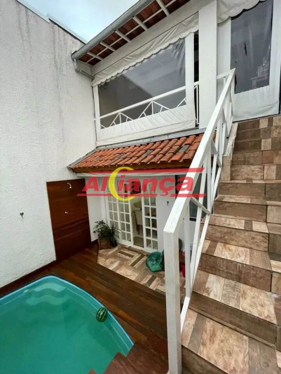 SOBRADO COM PISCINA À VENDA NO JARDIM ANÁLIA FRANCO 200 M², 3 DORMITÓRIOS, 4 VAGAS