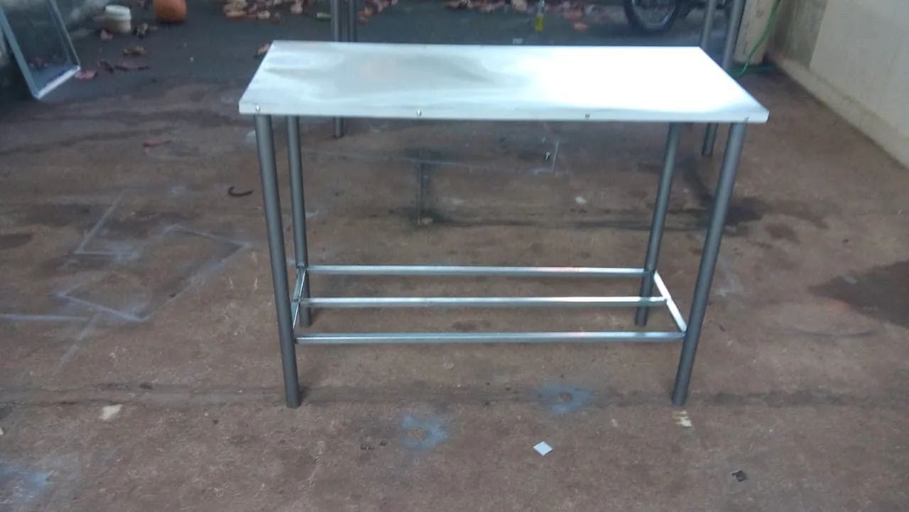 Mesa tampo de 1mt x 50