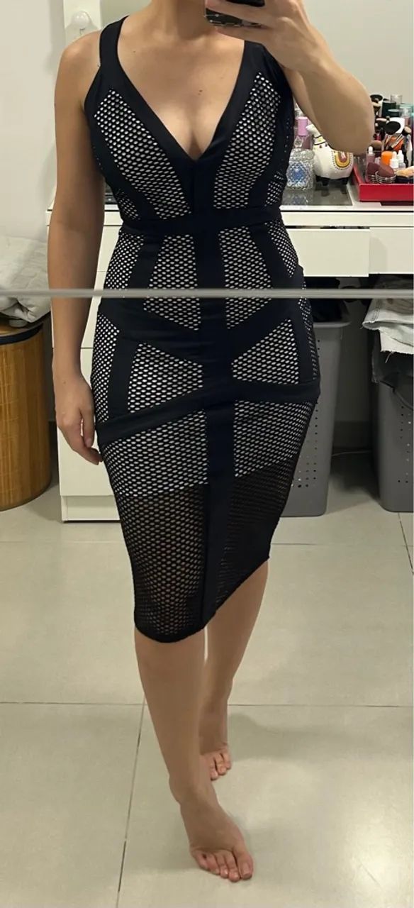 Vestido mídi, preto e branco  - Foto 4