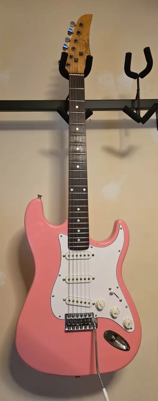 Strato Guitar Rosa Guitarra Stratocaster Rosa Com Upgrade - Instrumentos musicais ...