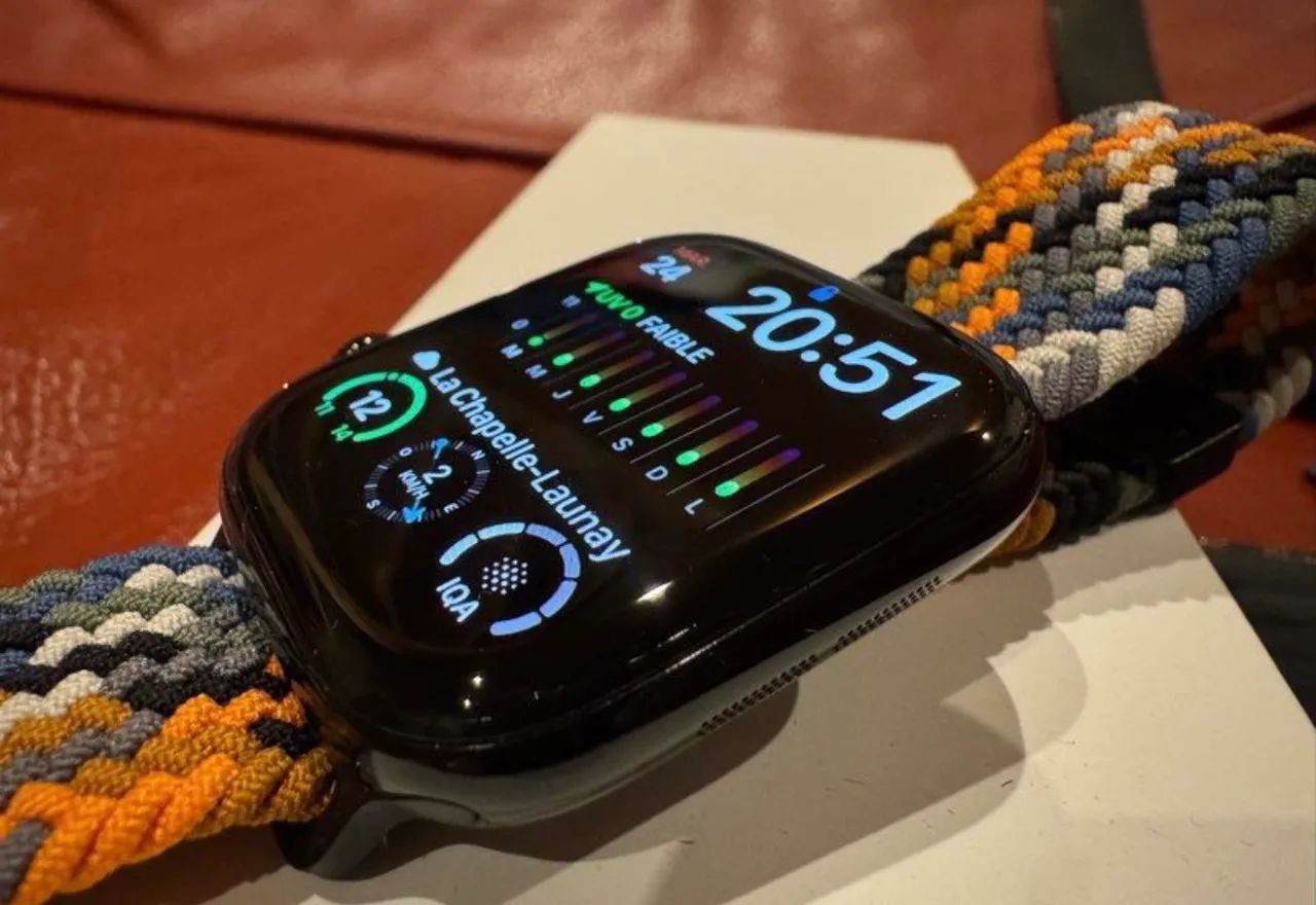 Apple Watch Series 10 gps/cellular 46mm Pulseira preta de elos magnéticos