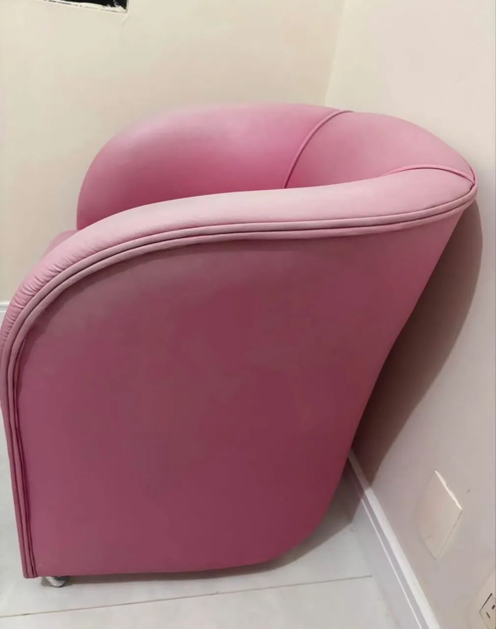 Poltrona de manicure - Usada64750823682435121