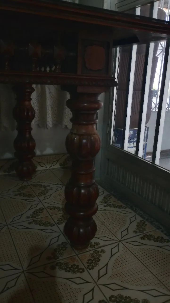 Mesa em madeira maciça rústica64386064792066120