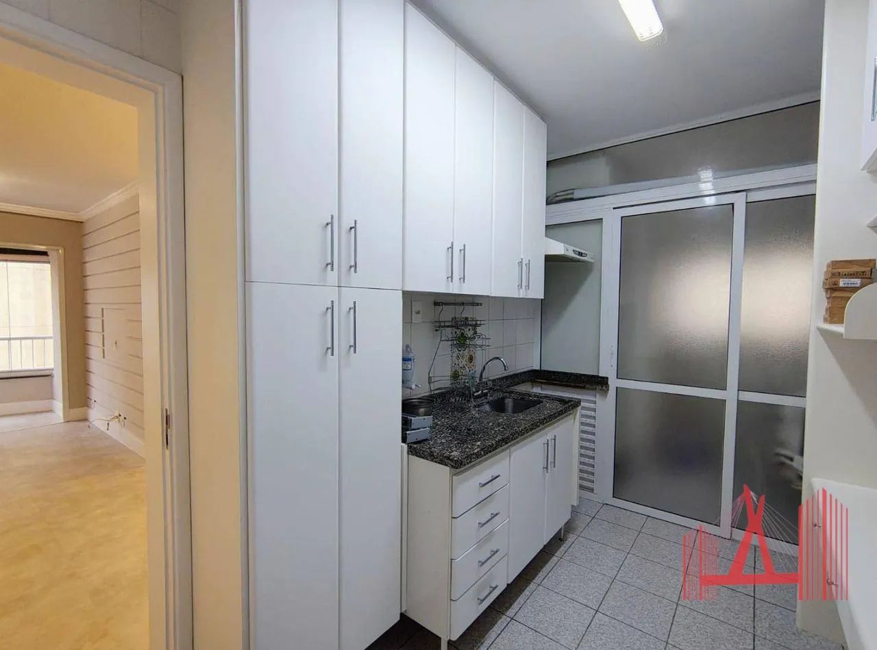 Apartamento à Venda com 3 dormitórios, 2 vagas de garagem, com 68 m² - Ipiranga - Foto 7