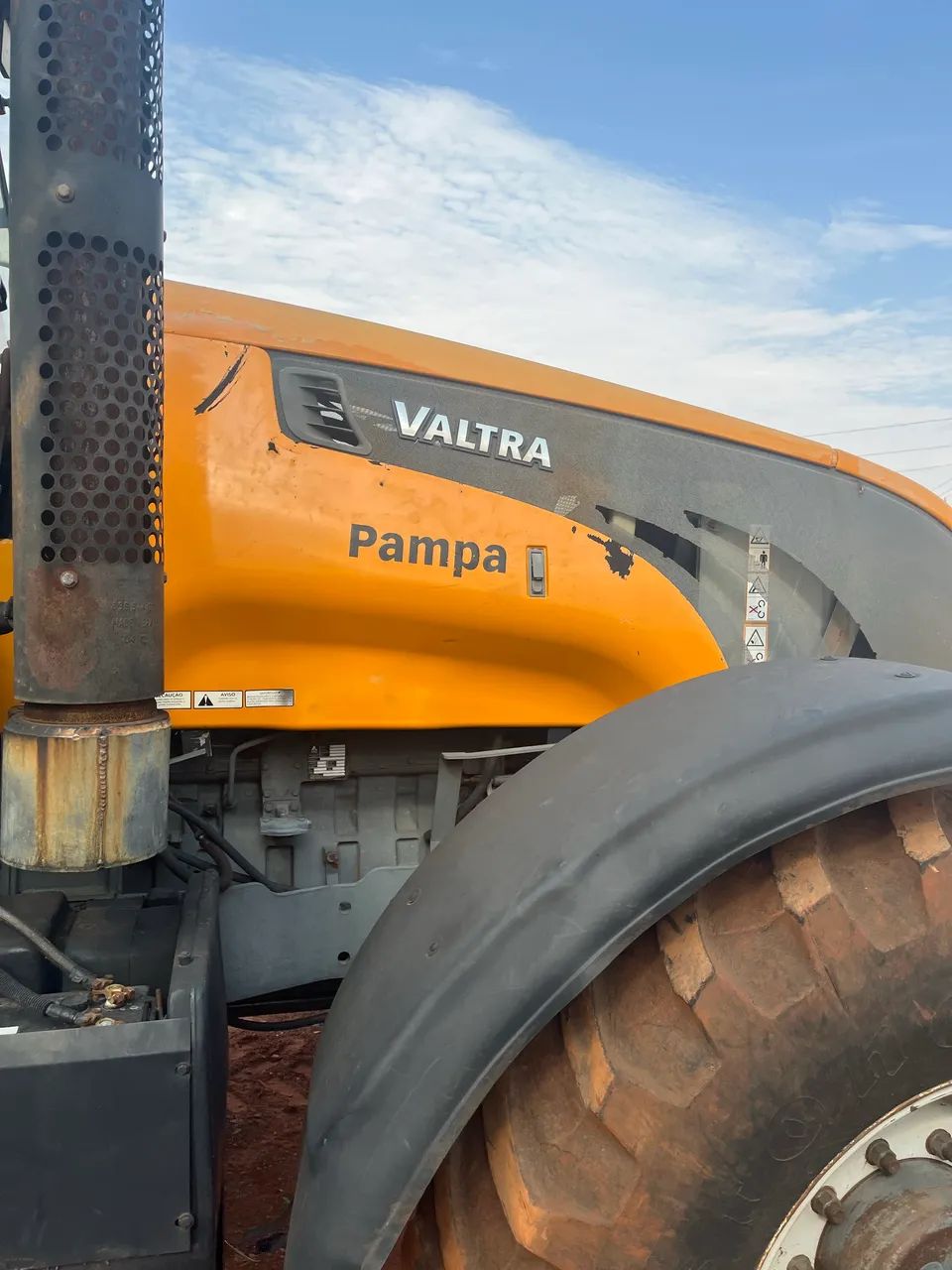 Trator Valtra BT 190 ano 2013  - Foto 2