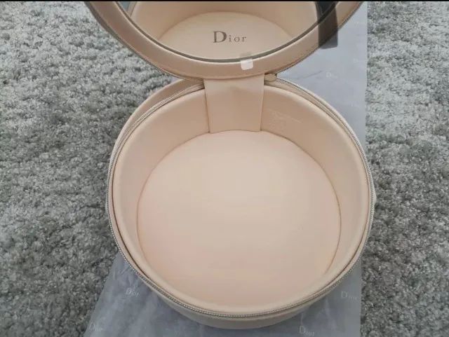 disponível dior necessaire, maquiagem, bolsa original - Foto 2
