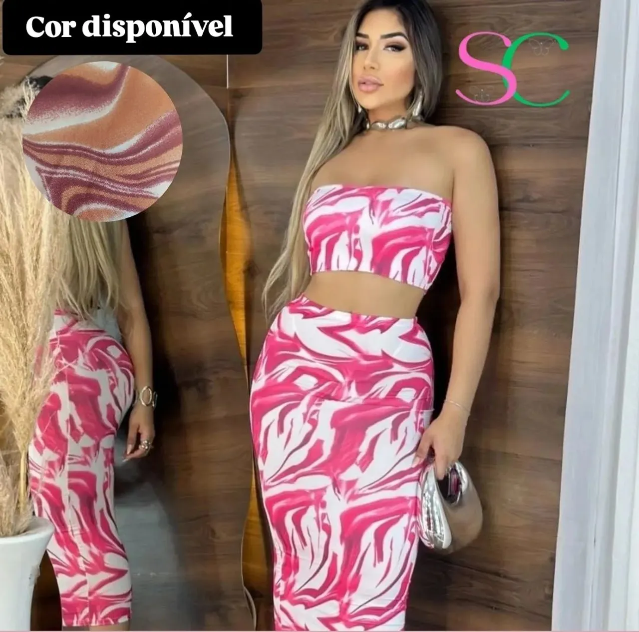 Conjunto Top e Saia Estampado - Elegância e Estilo!