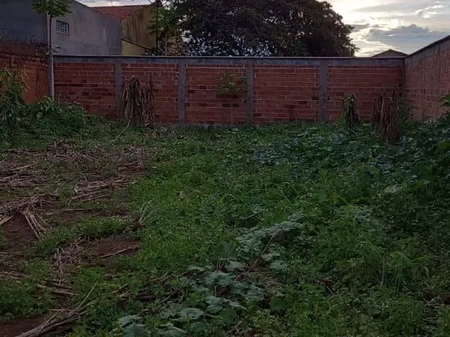 Vendo terreno 8,5/20