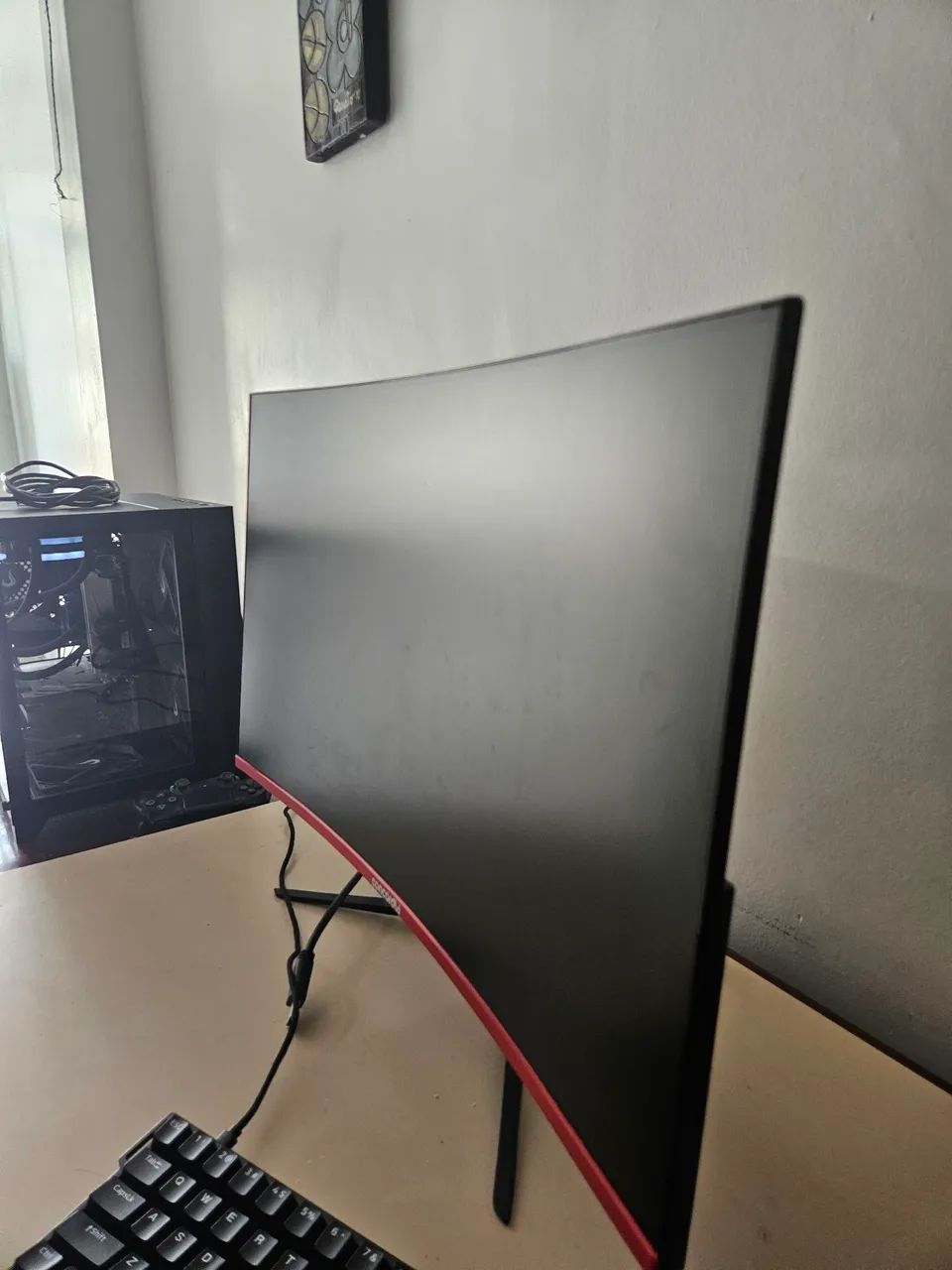 Monitor 24p com tela curva ( defeito tela ) - Foto 2