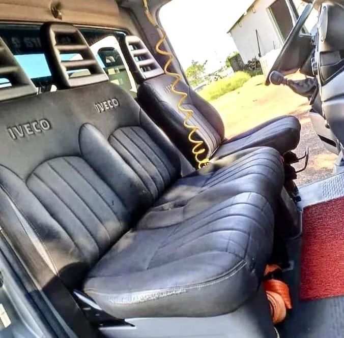 Iveco daily 70c17/plataforma/2014 - Foto 11