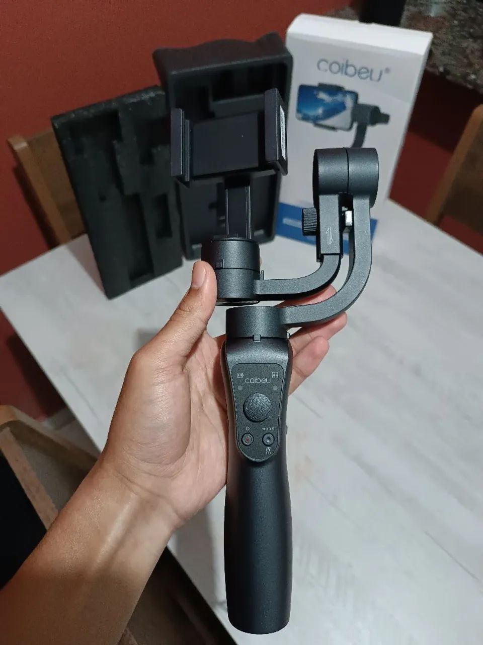 Gimbal de 3 eixos para celular - Foto 3