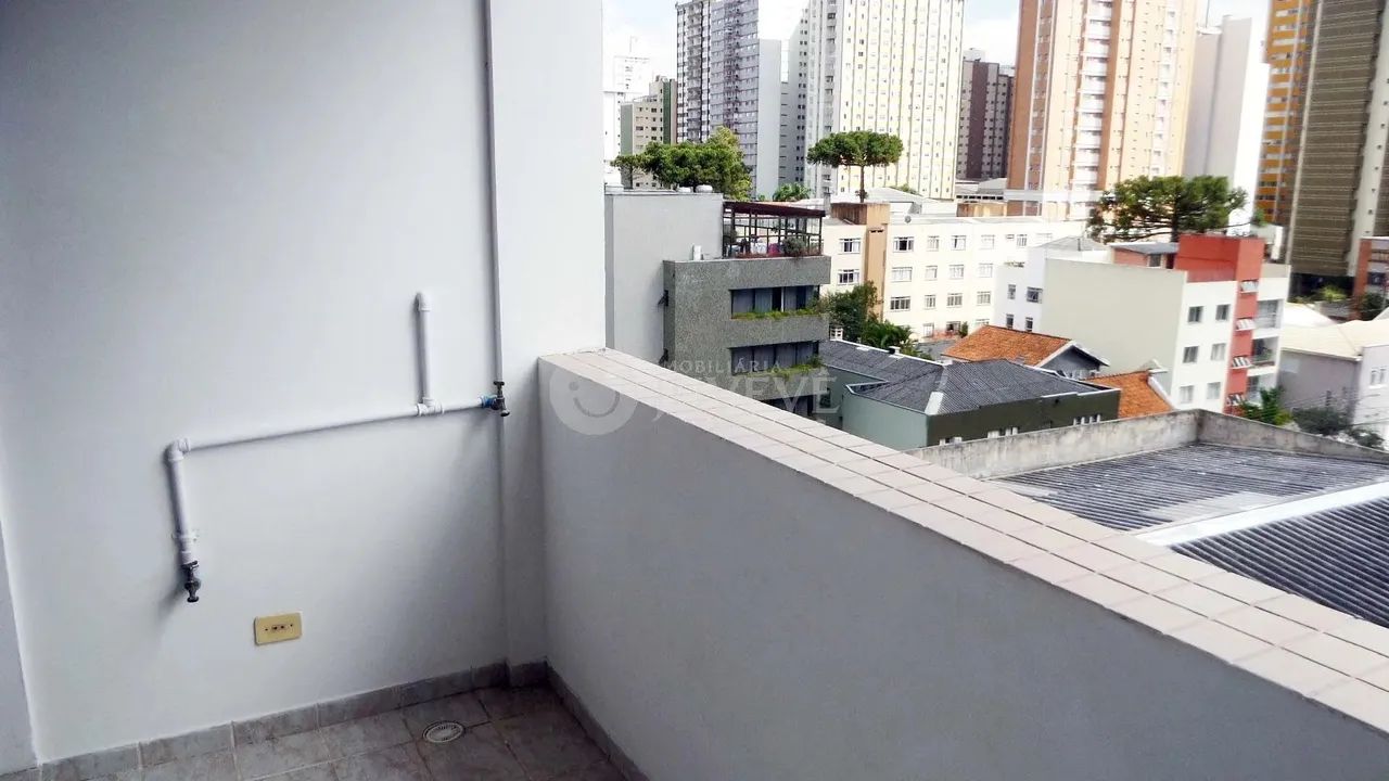 IMOBILIÁRIA JUVEVÊ ALUGA KITINET APARTAMENTO STUDIO CENTRO REBOUÇAS PRÓXIMO AO HOSPITAL SU - Foto 4