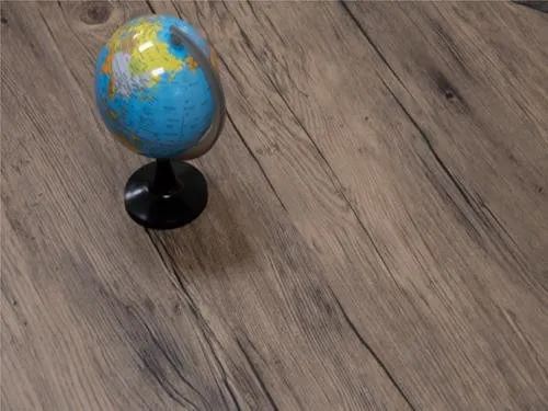 Lote Piso Vinílico Click 5mm (usado) 100m2 (50,00 p/ m2) - Foto 2