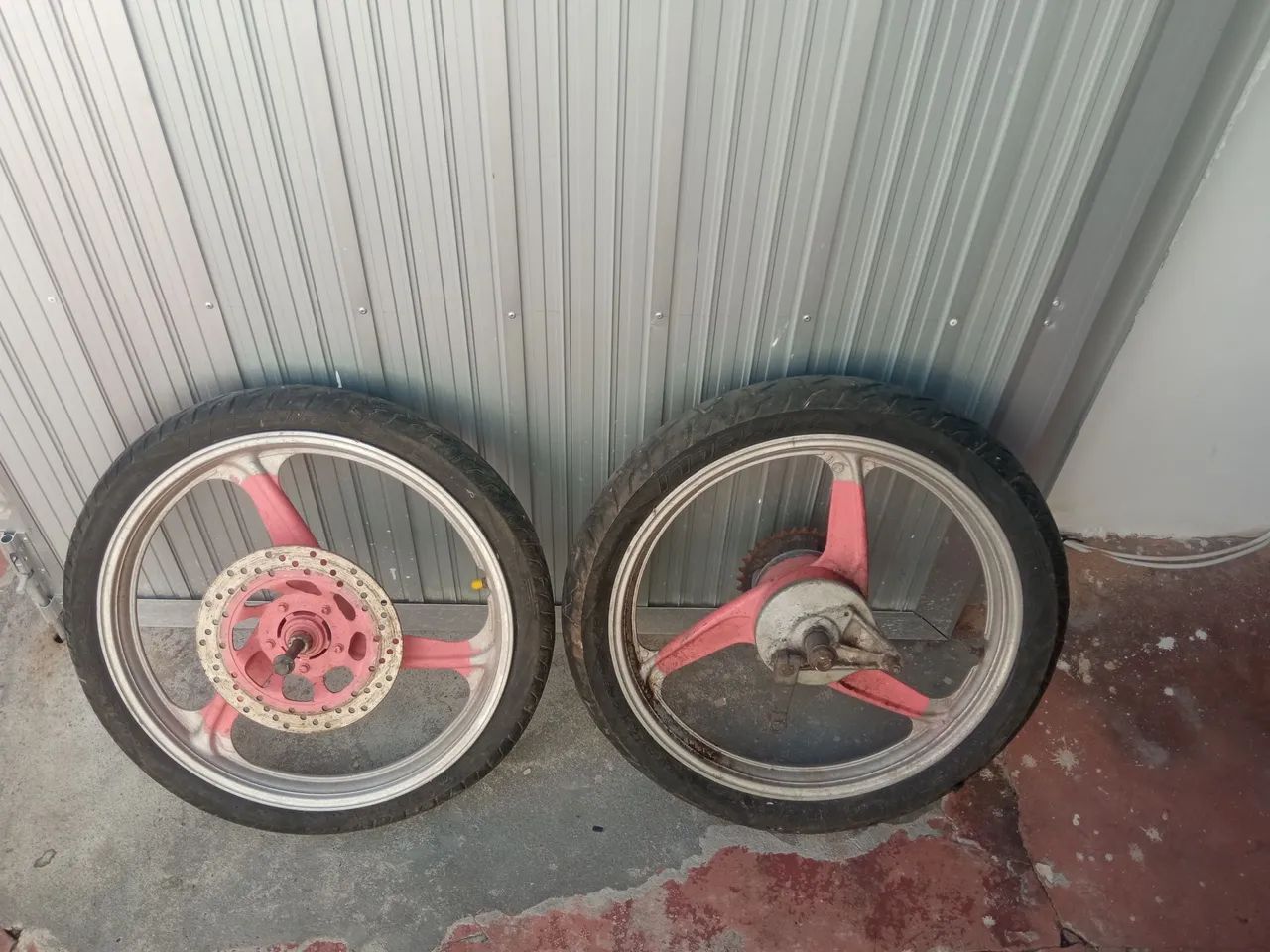Jogo de rodas moto CG Titan- fan  /POP OU BIZ - Foto 2