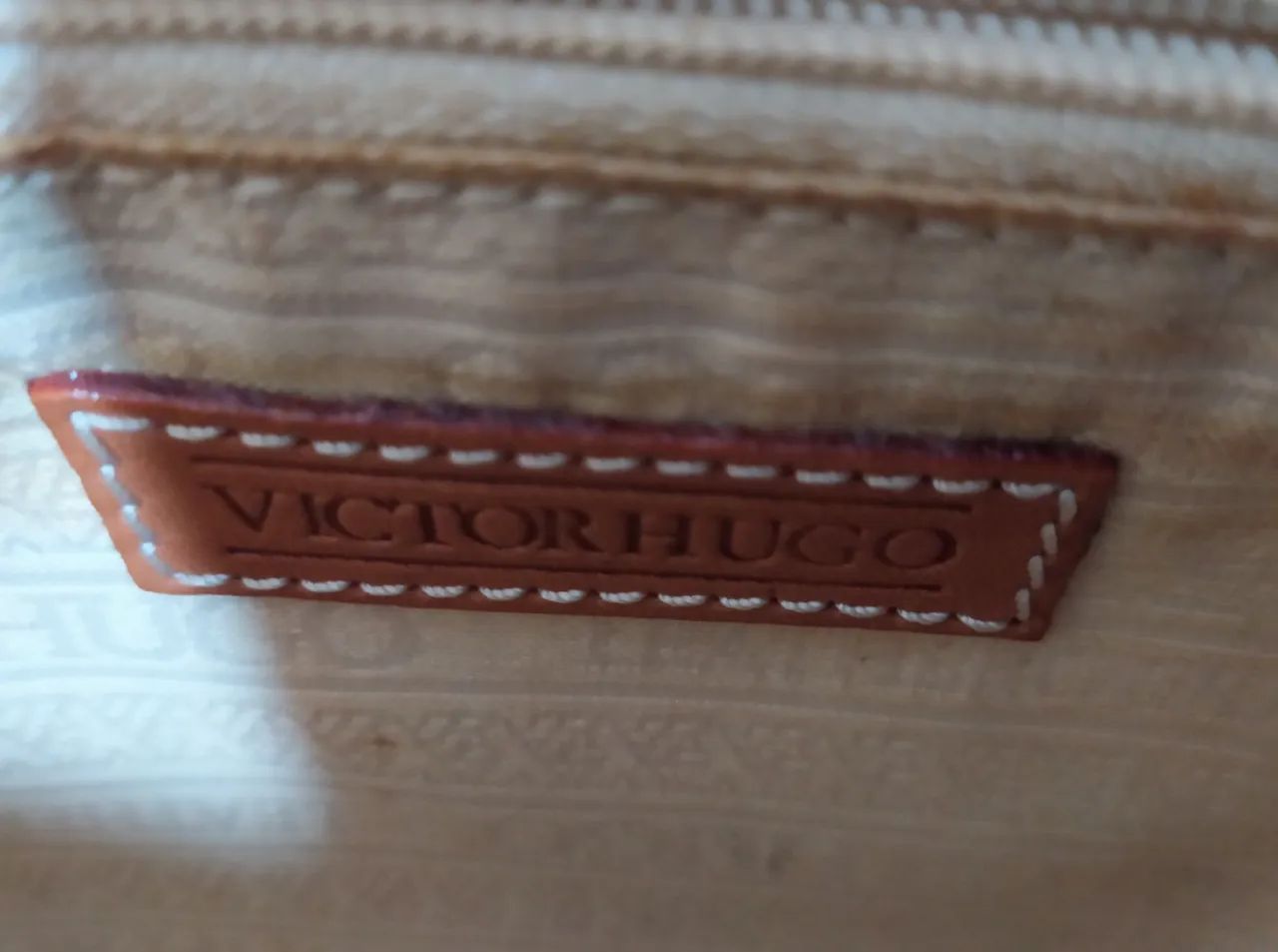 BOLSA  VICTOR HUGO ORIGINAL  - Foto 3