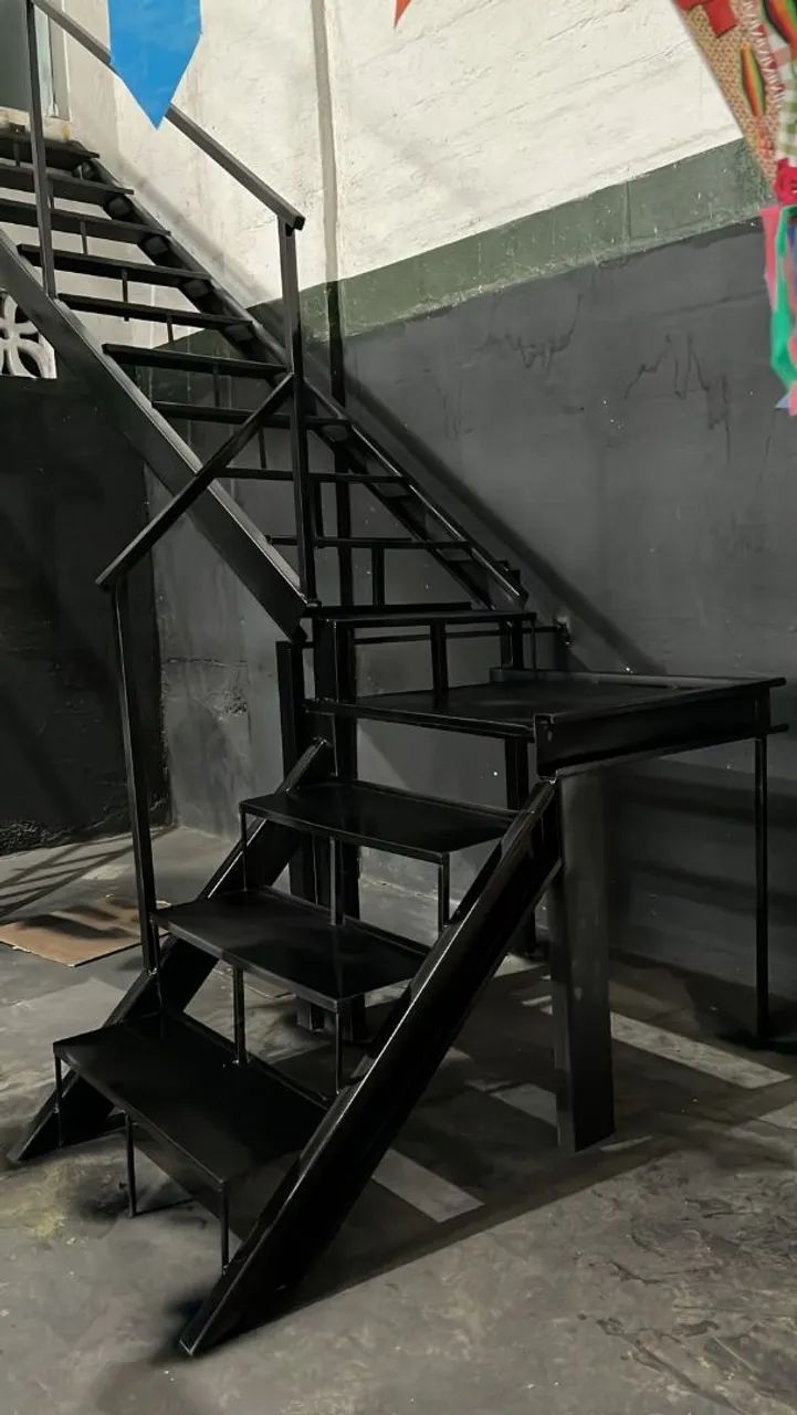 Escada de aço  - Foto 3
