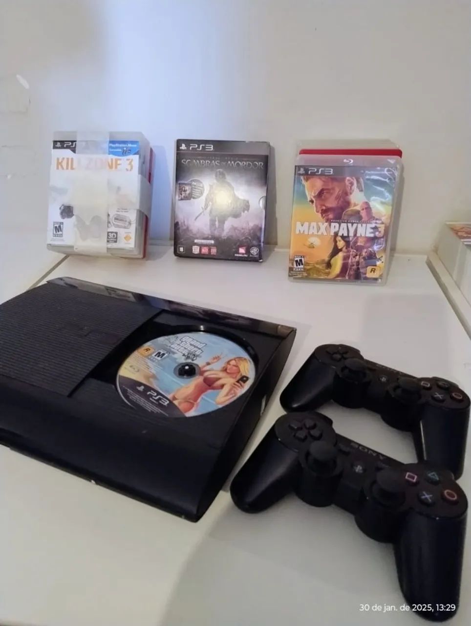 PS3 em ótimo estado.