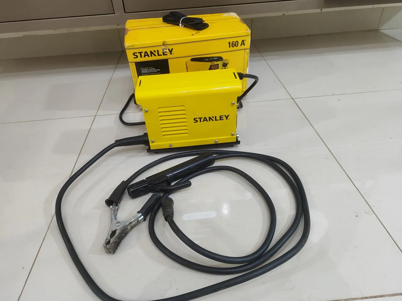 Solda Inversora Stanley 160A