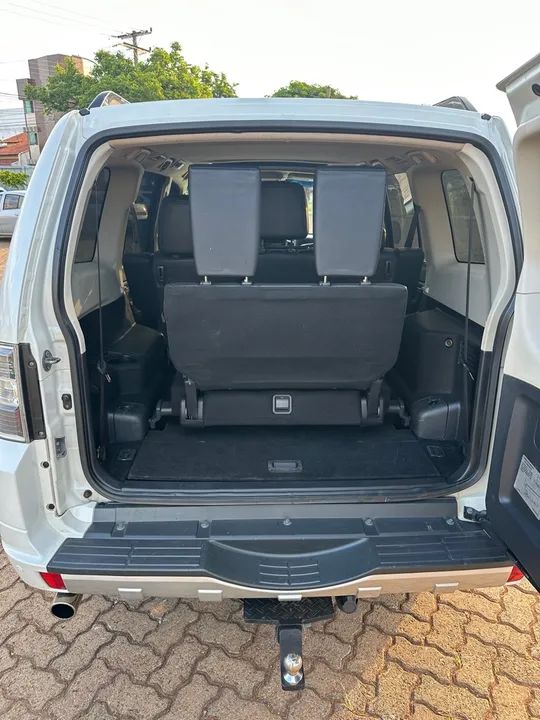 Pajero Full 3.2 Diesel 4x4 2016 7 lugares ! - Foto 5