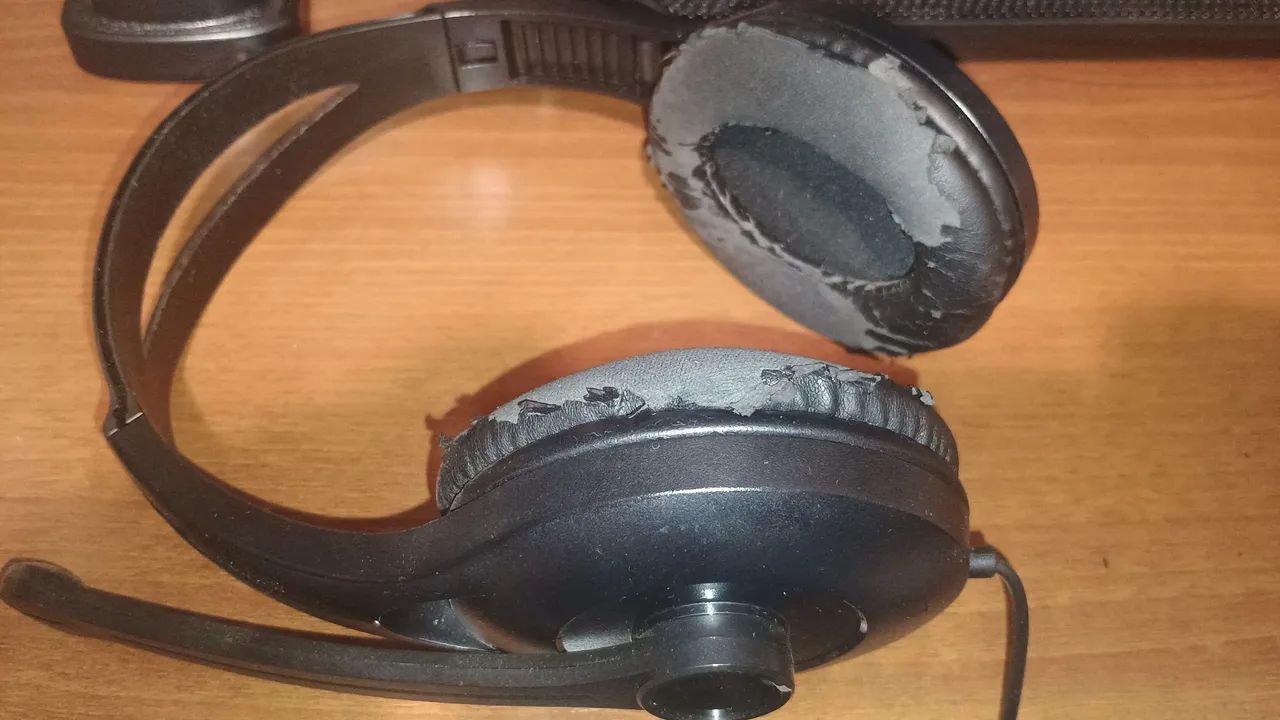Headset edifier