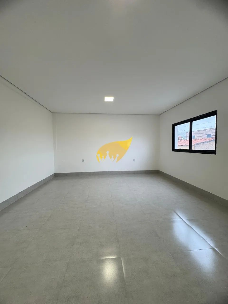 CASA COMERCIAL em CUIABÁ - MT, JARDIM IMPERIAL - Foto 3
