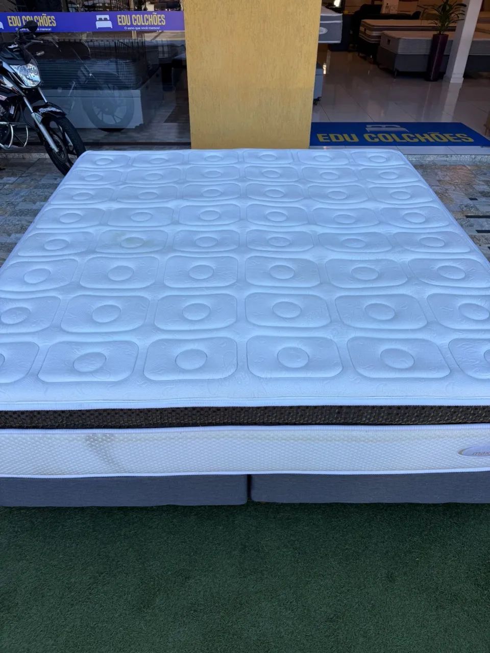Colchão KING MAXFLEX SEMINOVO TOP COM BASE - Entrego!  - Foto 5