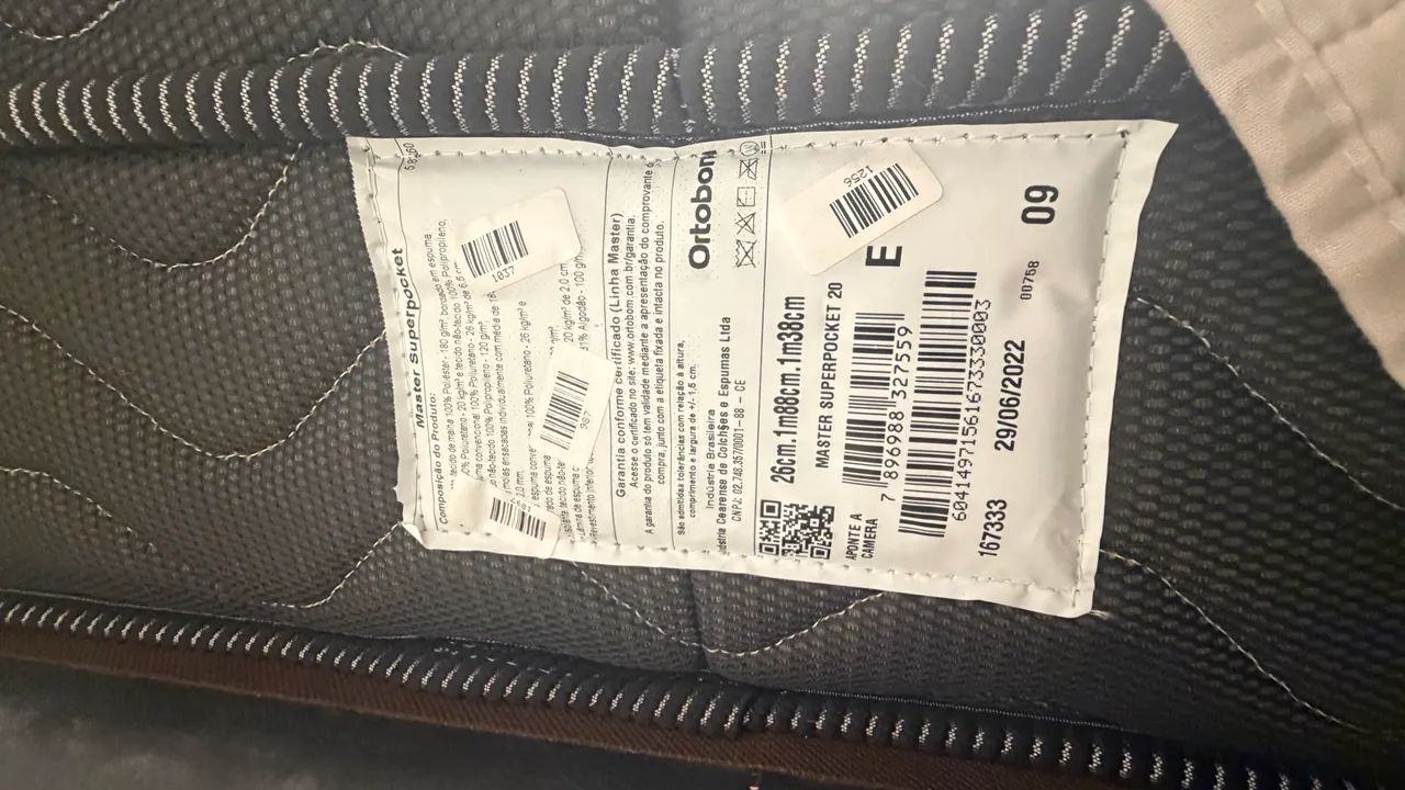 Cama com cabeceiras de tecido - Foto 2