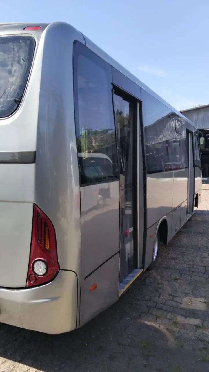 MICRO ONIBUS NEOBUS VOLKSWAGEN COM AR CONDICIONADO  - Foto 2