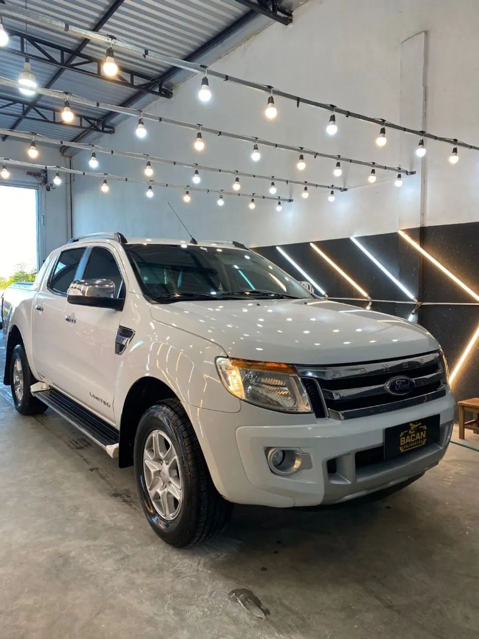 Ford Ranger RANGER LIMITED 3.2 20V 4X4 CD AUT. DIES. 2015