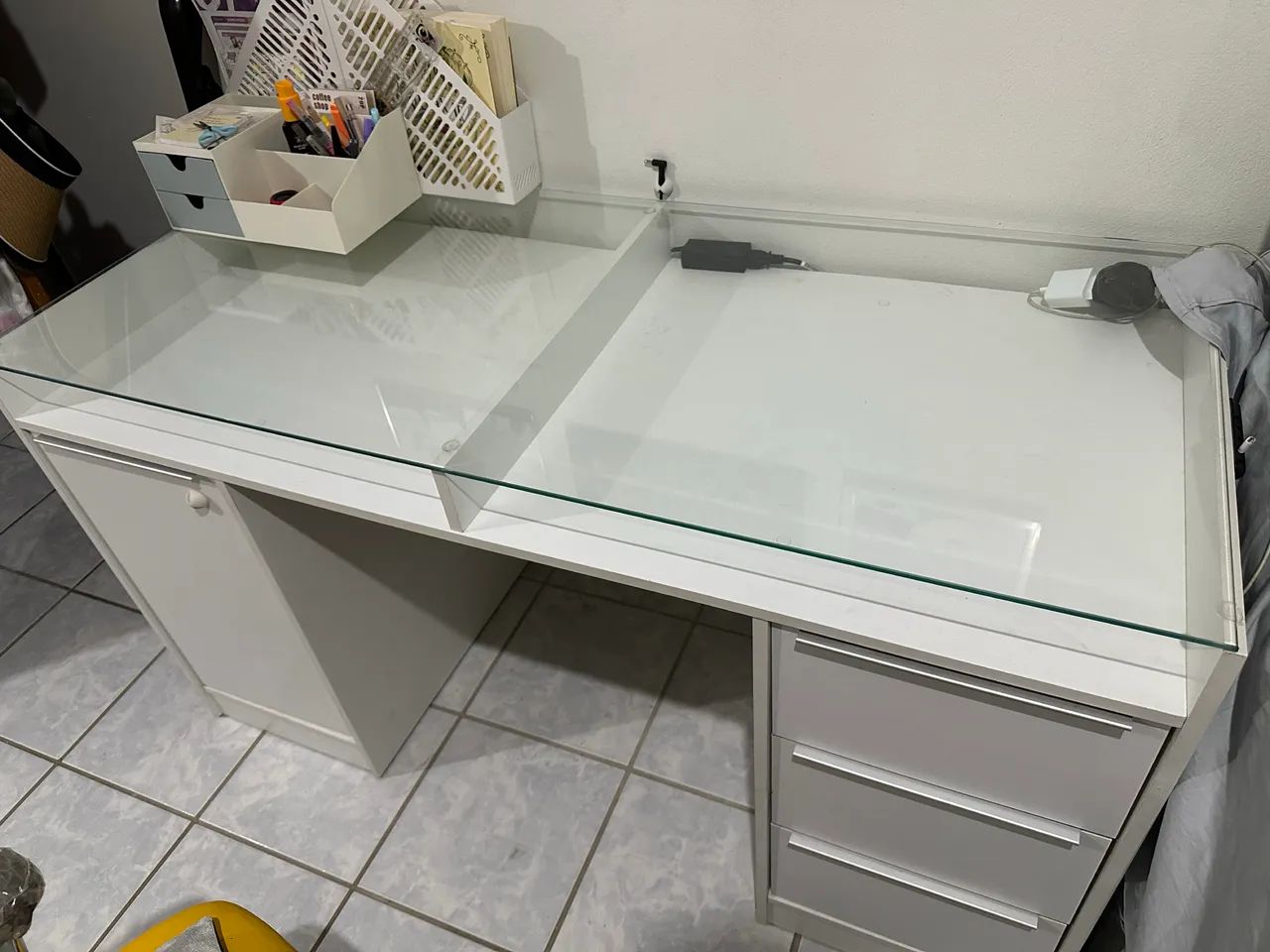 Escrivaninha escritório 