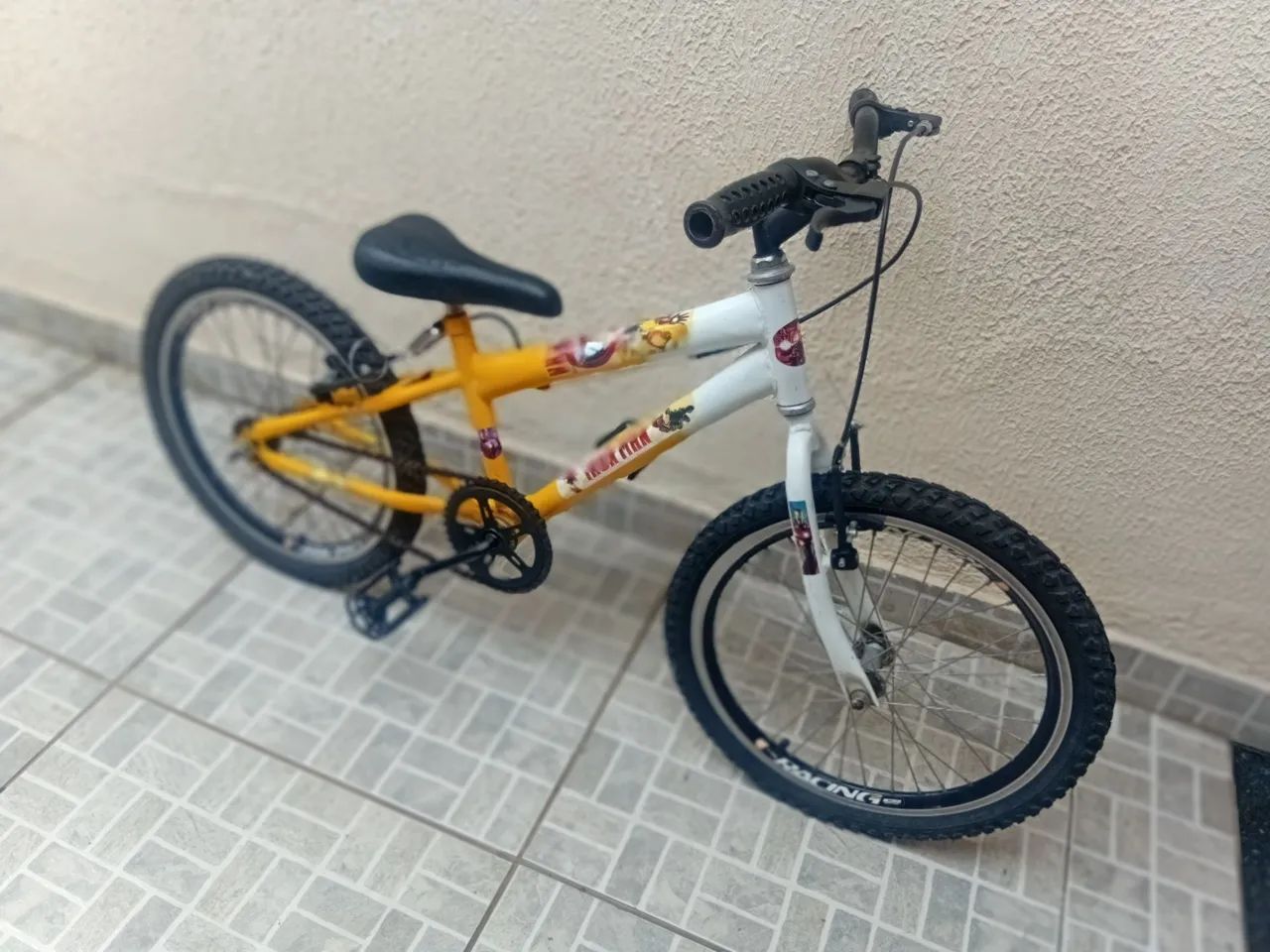 Bicicleta infantil aro 20  - Foto 2