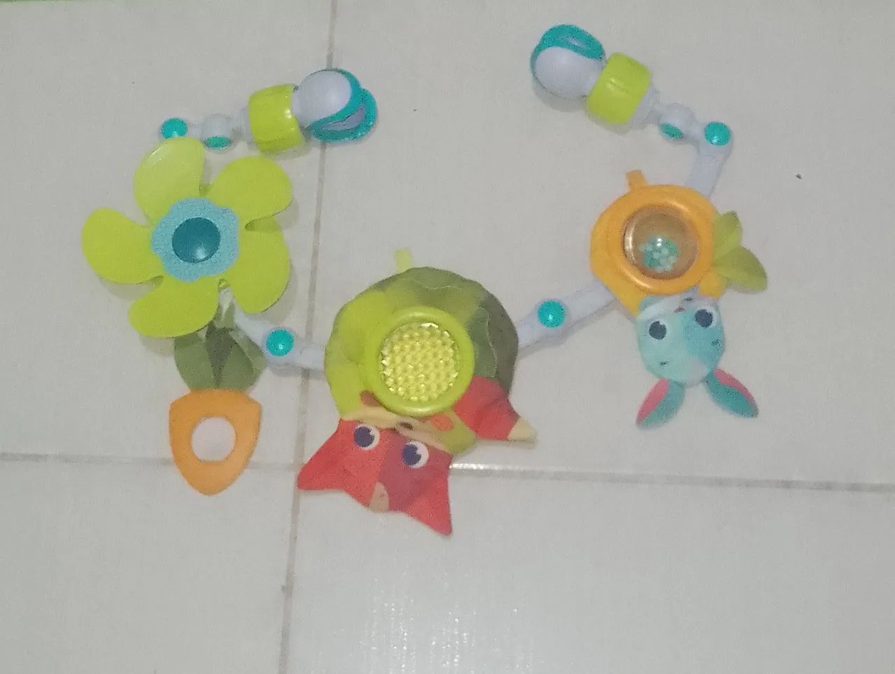 Tapete infantil + arco para  carrinho de bebe - Foto 2