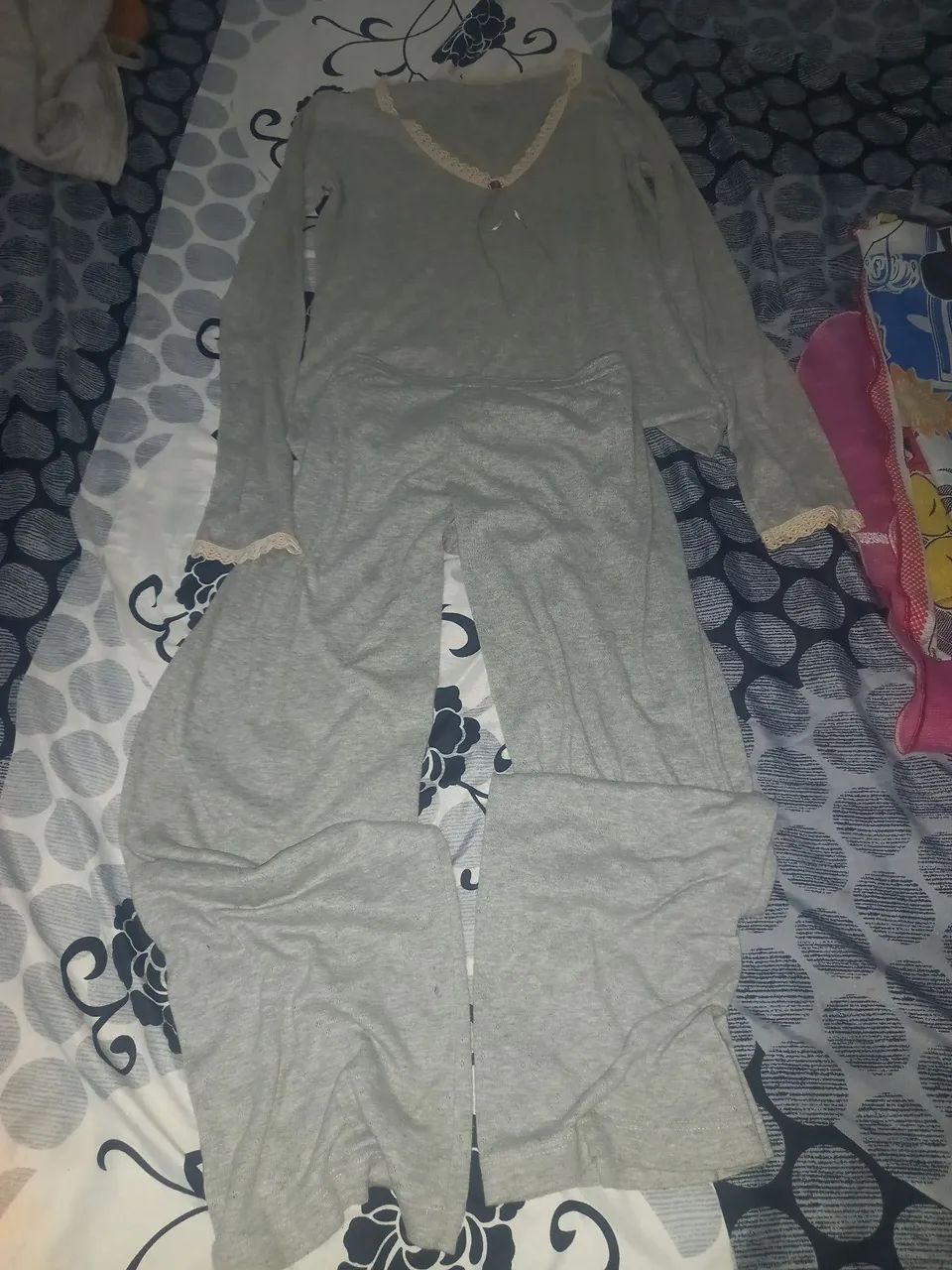 Dois pijamas lupo