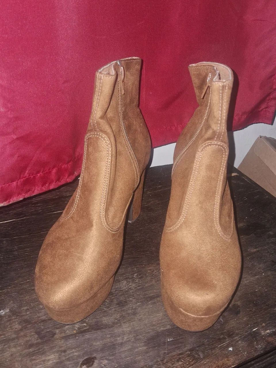 Bota Cano Curto Constance 36