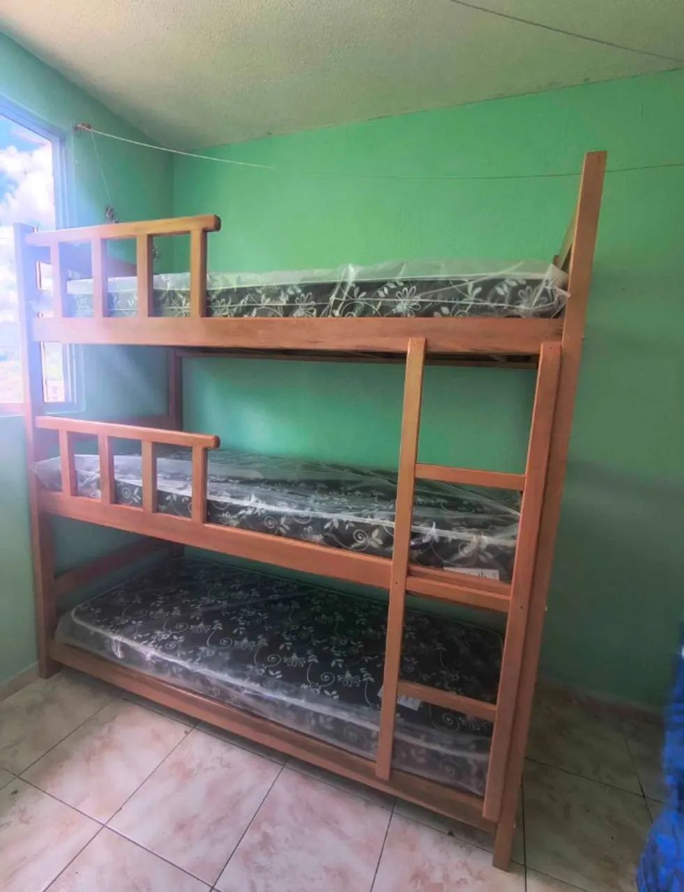 Cama triliche mdf reforçada com colchões - Foto 2
