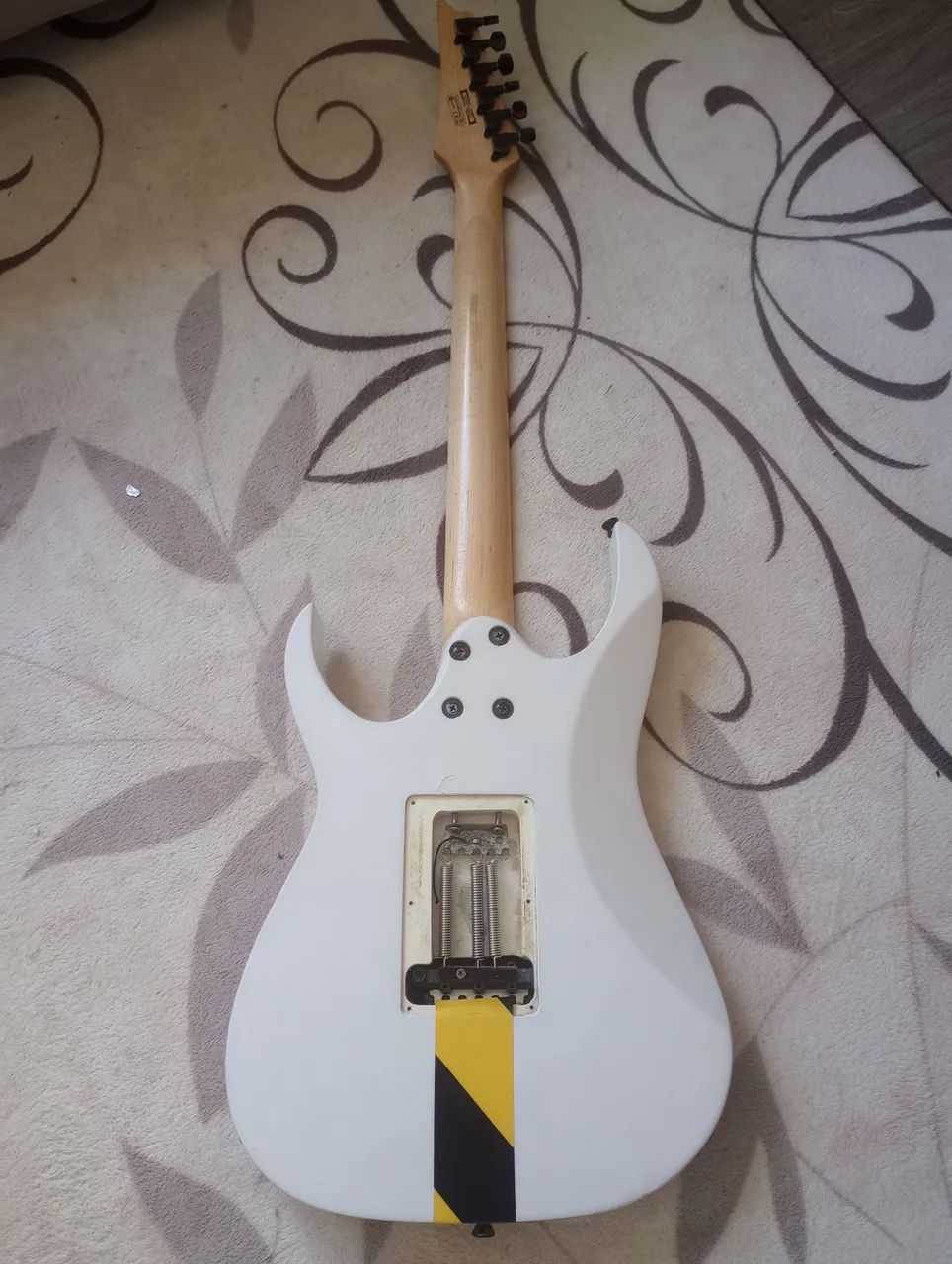 Guitarra Ibanez  - Foto 3