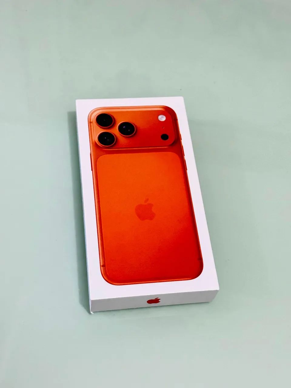 iPhone 17 pro max LACRADO